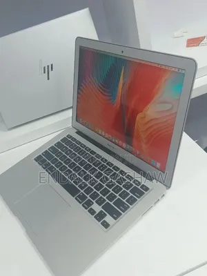 New Laptop Apple MacBook Air 2017 8GB Intel Core i5 SSD 256GB