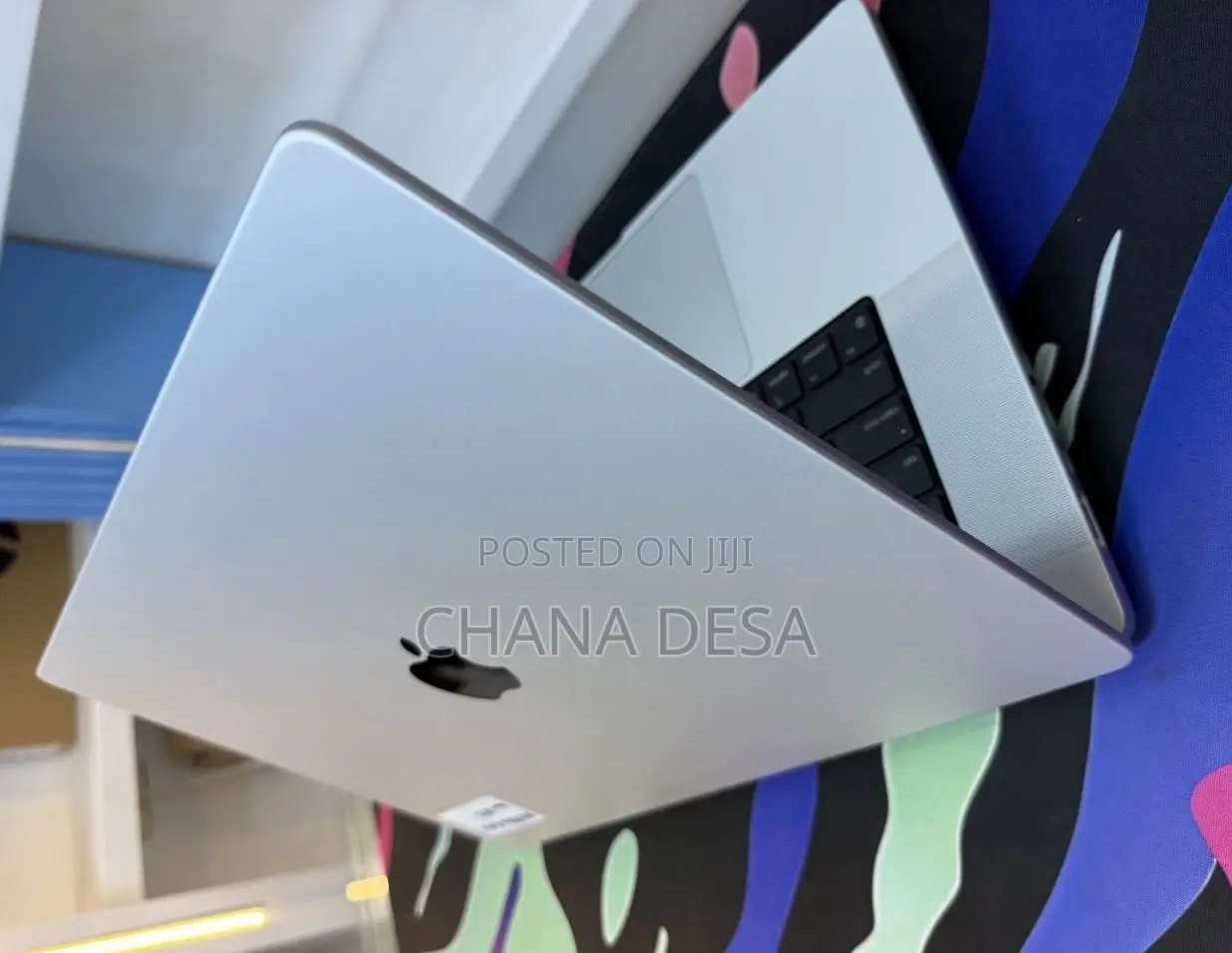 New Laptop Apple MacBook Pro 2021 M1 16GB Apple M1 Pro SSD 512GB
