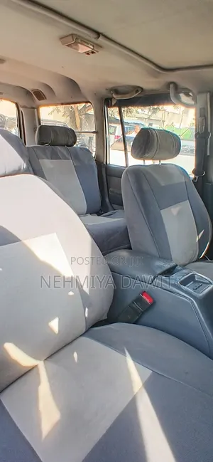 Toyota Land Cruiser 1993 Blue