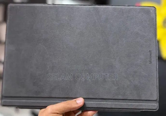 New Laptop Microsoft Surface 16GB Intel Core i5 SSD 512GB