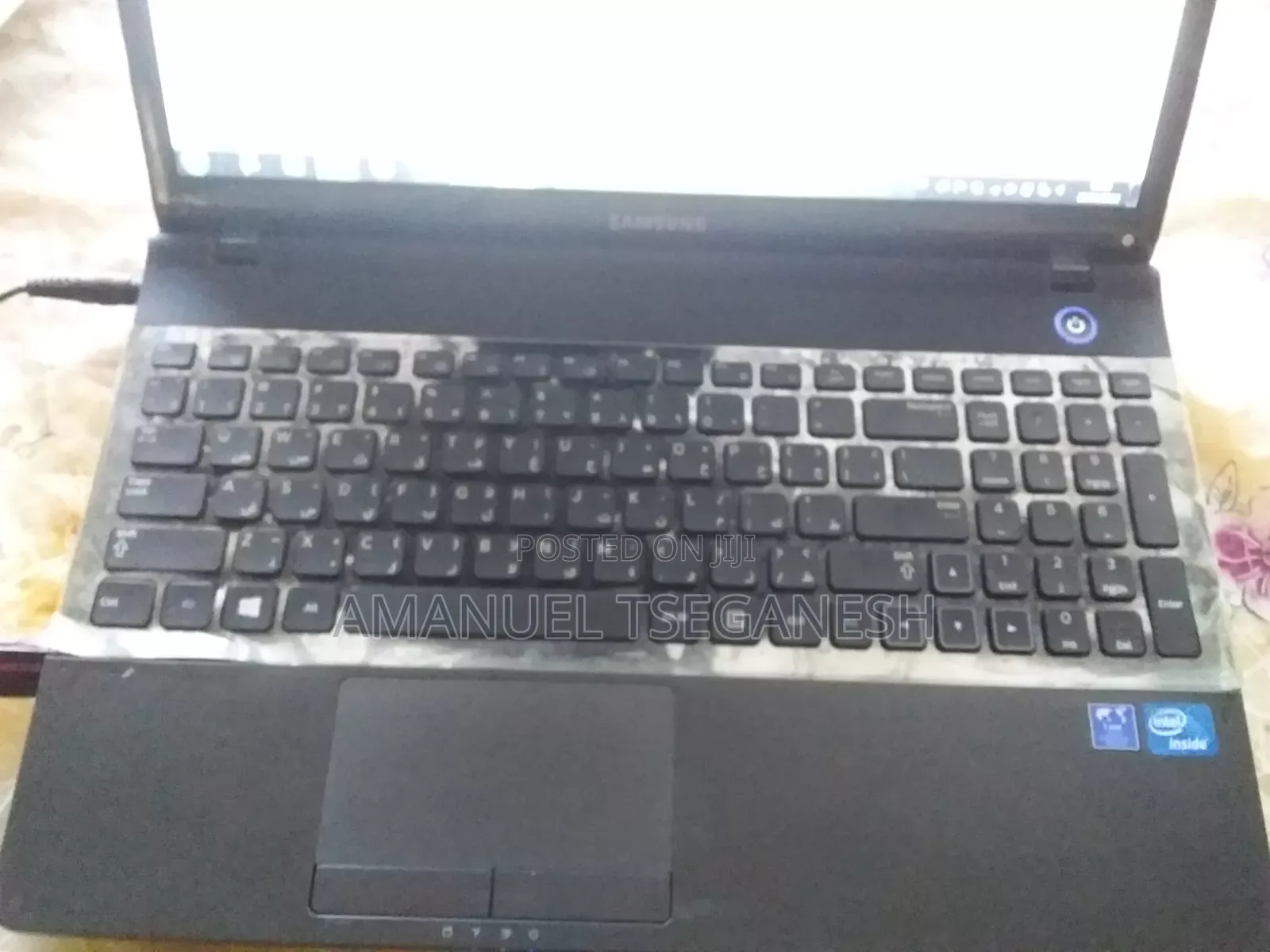 New Laptop Samsung NP300E5C 2GB Intel HDD 500GB