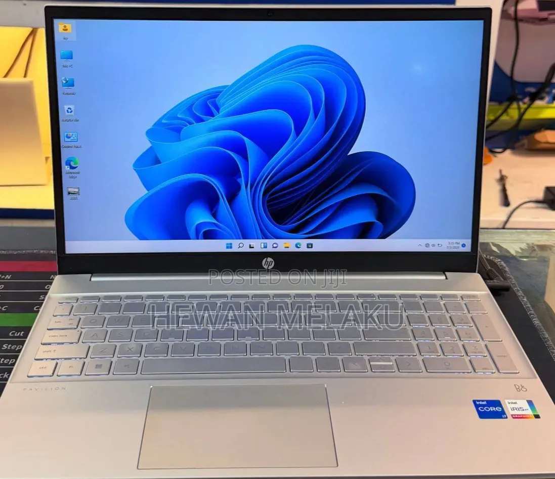 New Laptop HP Pavilion 15 16GB Intel Core i7 SSD 512GB