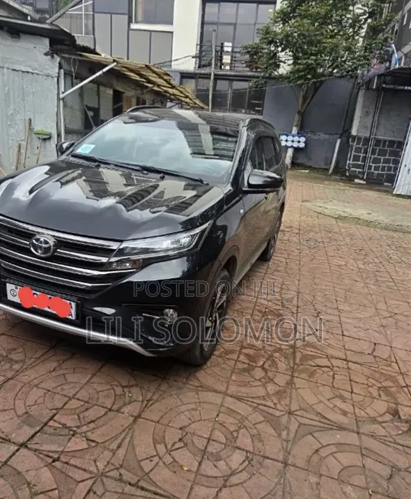 Toyota Rush 2022 Black