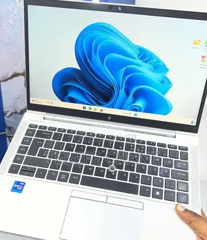 New Laptop HP EliteBook 840 G8 16GB Intel Core i7 SSD 512GB