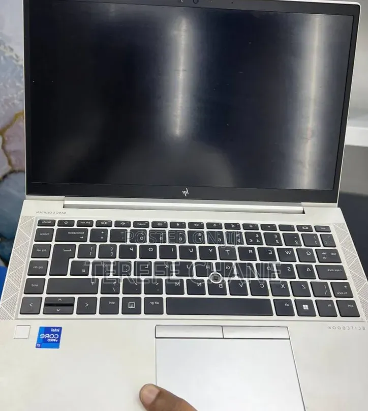 New Laptop HP EliteBook 840 G8 16GB Intel Core i7 SSD 512GB