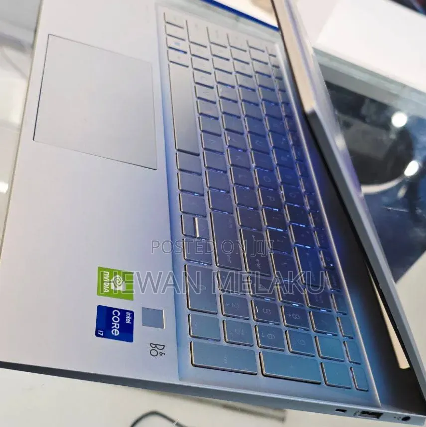 New Laptop HP Pavilion 15 16GB Intel Core i7 SSD 512GB