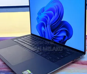 New Laptop Dell Precision 5560 16GB Intel Core i9 SSD 512GB
