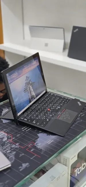 New Laptop Lenovo 8GB Intel Core i5 SSD 256GB
