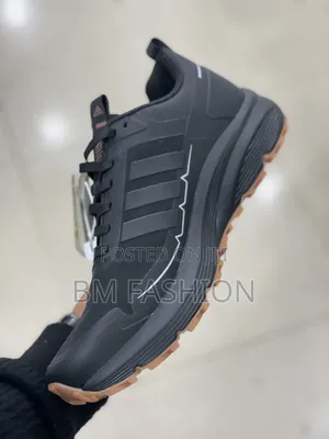 Adidas Black Sport Sneakers – Durable Outdoor Trail Footwear