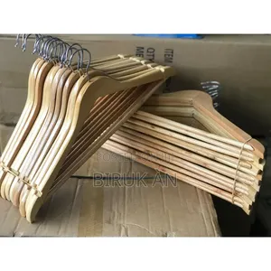 Clip Non Clip Hangers