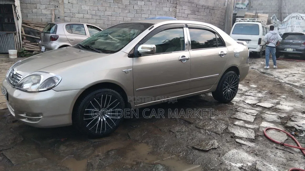 Toyota Corolla 2004 Silver