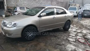 Toyota Corolla 2004 Silver