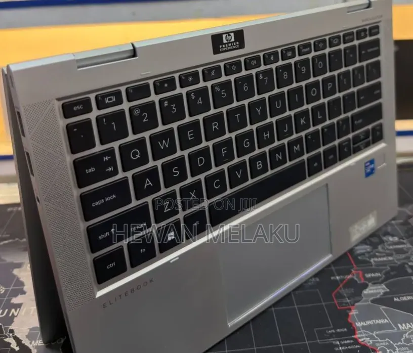 New Laptop HP EliteBook 830 G8 16GB Intel Core i7 SSD 512GB