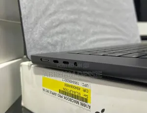 New Laptop Apple MacBook Pro 2024 M4 Max 48GB Apple M4 Max SSD 2T