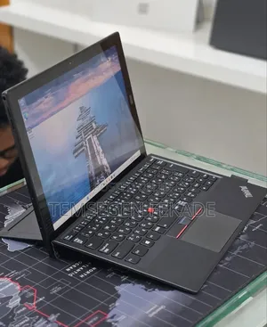 New Laptop Lenovo 8GB Intel Core i5 SSD 256GB