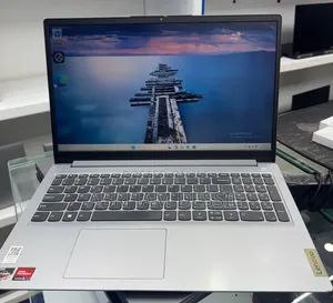 New Laptop Lenovo 8GB SSD 512GB