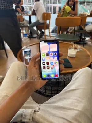 Apple iPhone 11 Pro 64 GB Gray