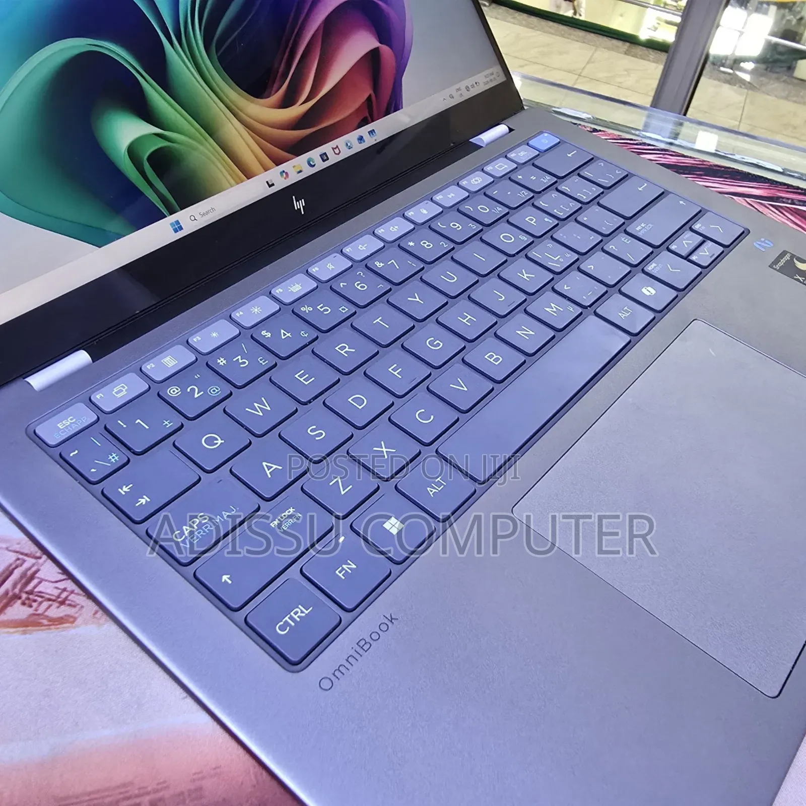 New Laptop HP OmniBook X Flip 14" 16GB Intel Core i7 SSD 1T