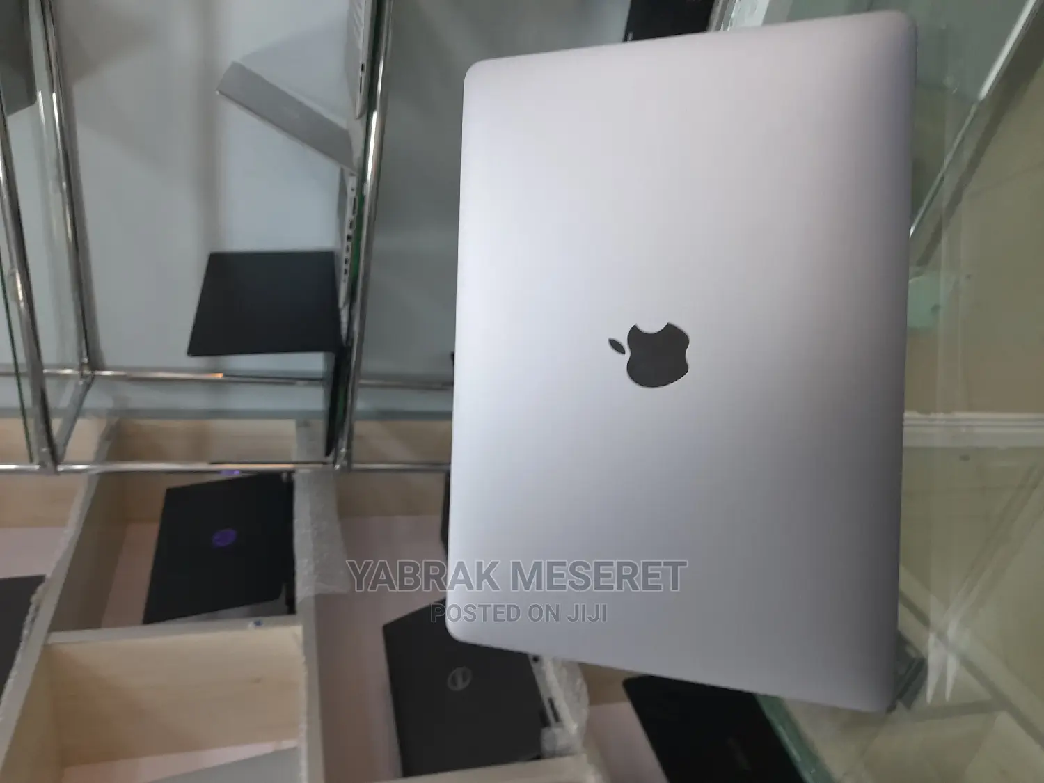 Laptop Apple MacBook 2019 8GB Intel Core I5 SSD 256GB