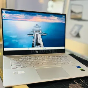 New Laptop HP 16GB Intel Core i7 SSD 512GB