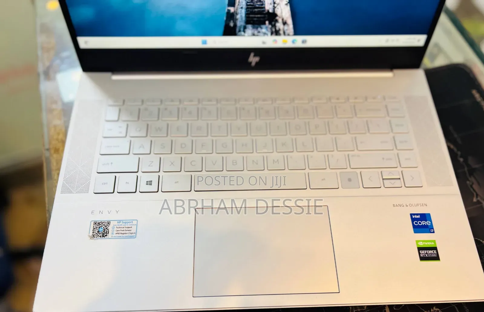New Laptop HP 16GB Intel Core i7 SSD 512GB