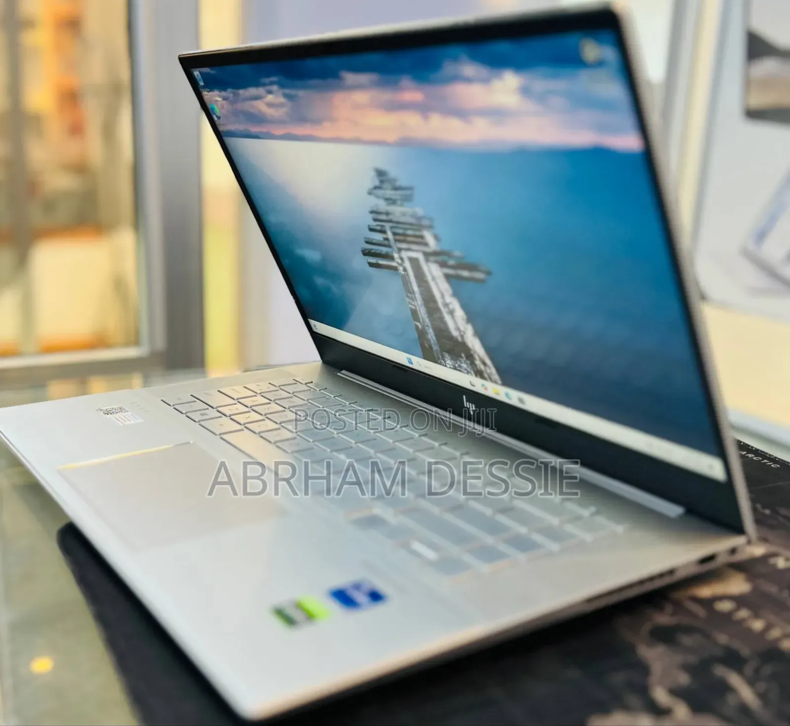 New Laptop HP 16GB Intel Core i7 SSD 512GB
