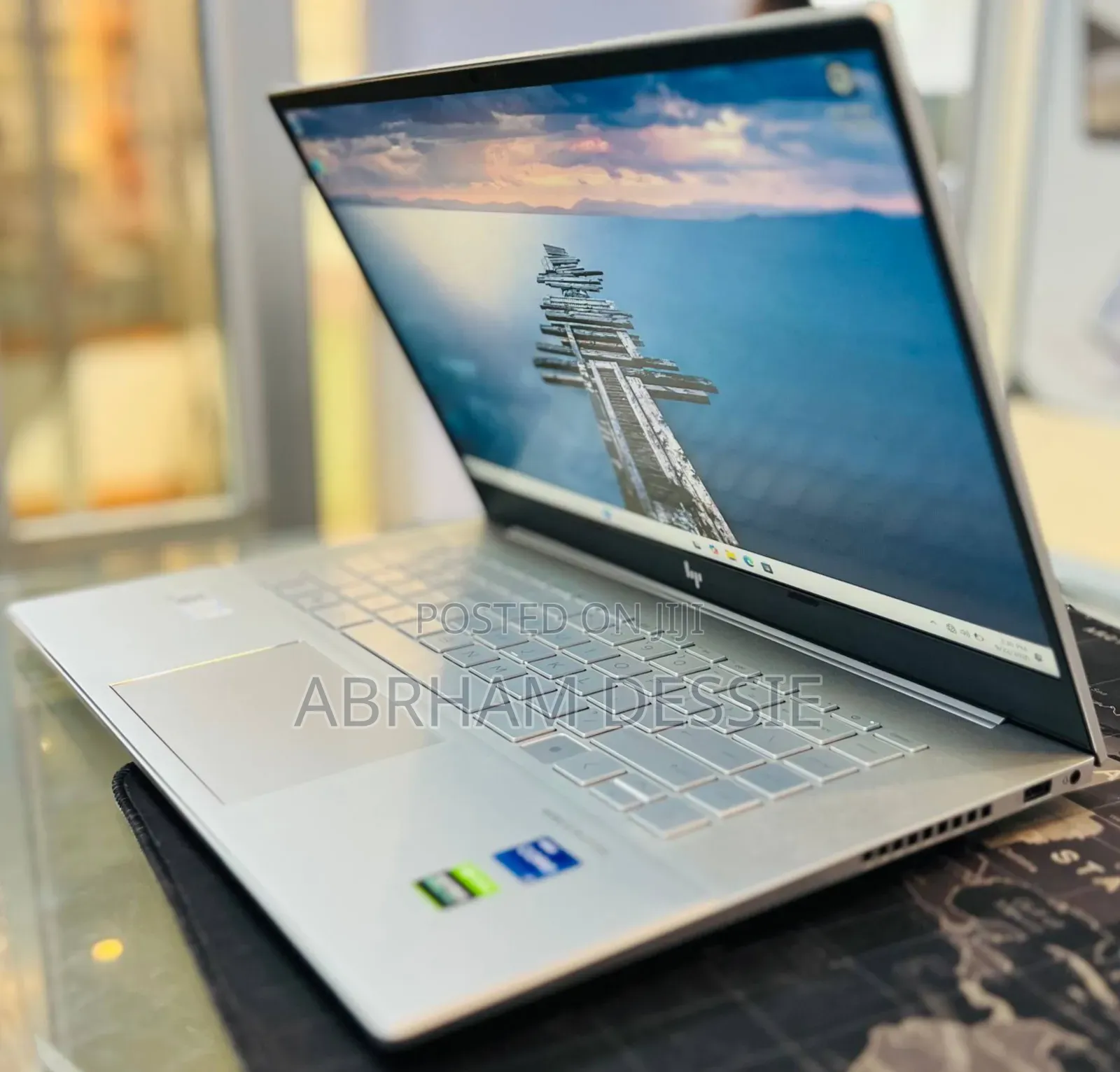 New Laptop HP 16GB Intel Core i7 SSD 512GB