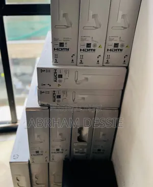 HP Monitors
27