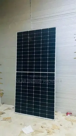 12kw Solar Panel Hybrid Invertor and Lithium Ion Batteries