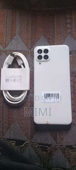 New Samsung Galaxy M33 5G 128 GB White