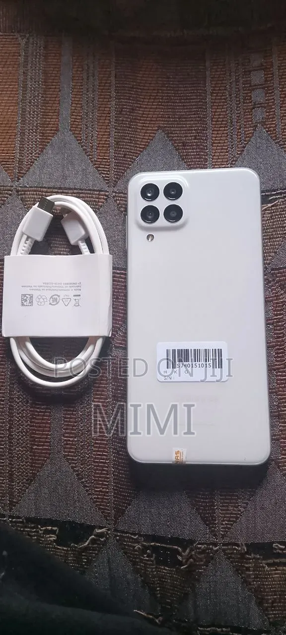 New Samsung Galaxy M33 5G 128 GB White