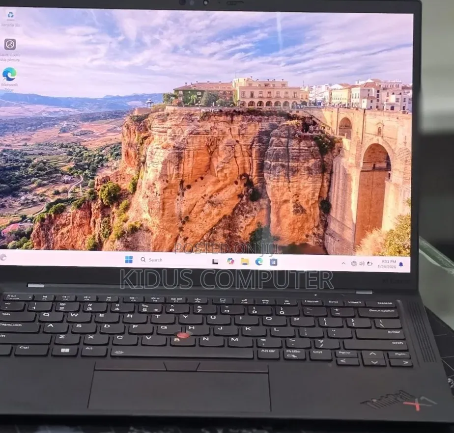 New Laptop Lenovo ThinkPad X1 Carbon 16GB Intel Core i7 SSD 512GB