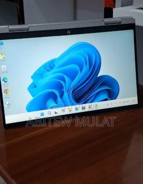 New Laptop HP Envy x360 8GB Intel Core i5 SSD 512GB