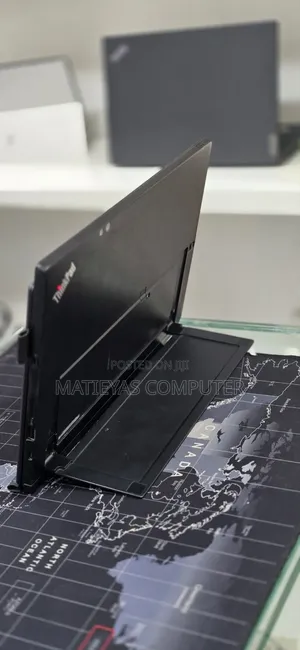 New Laptop Lenovo 8GB Intel Core i5 SSD 256GB
