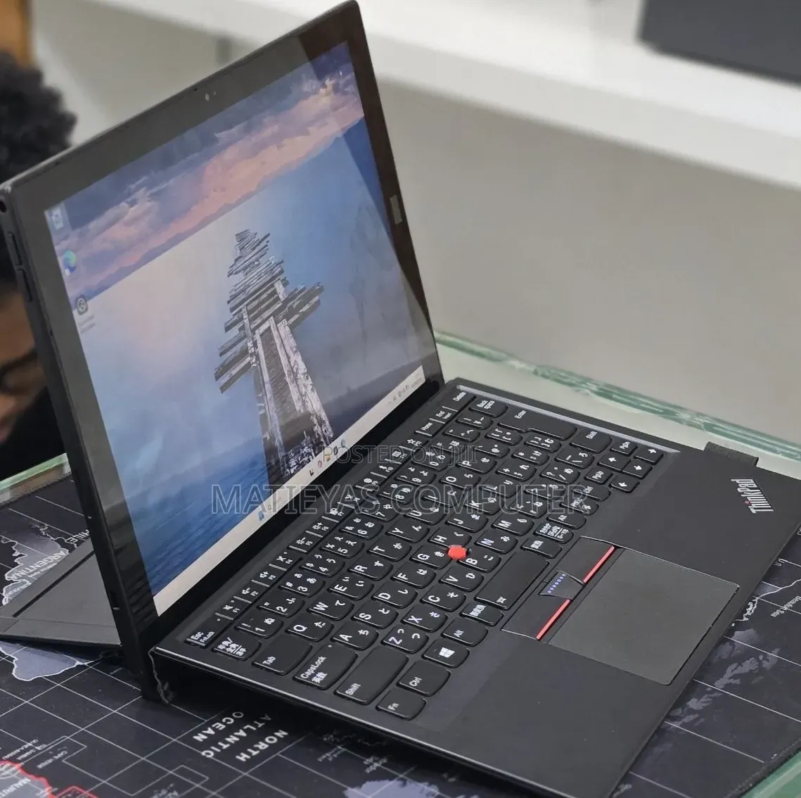 New Laptop Lenovo 8GB Intel Core i5 SSD 256GB