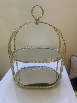ሁለት ደረጃ ወርቃማ ማቅረቢያ