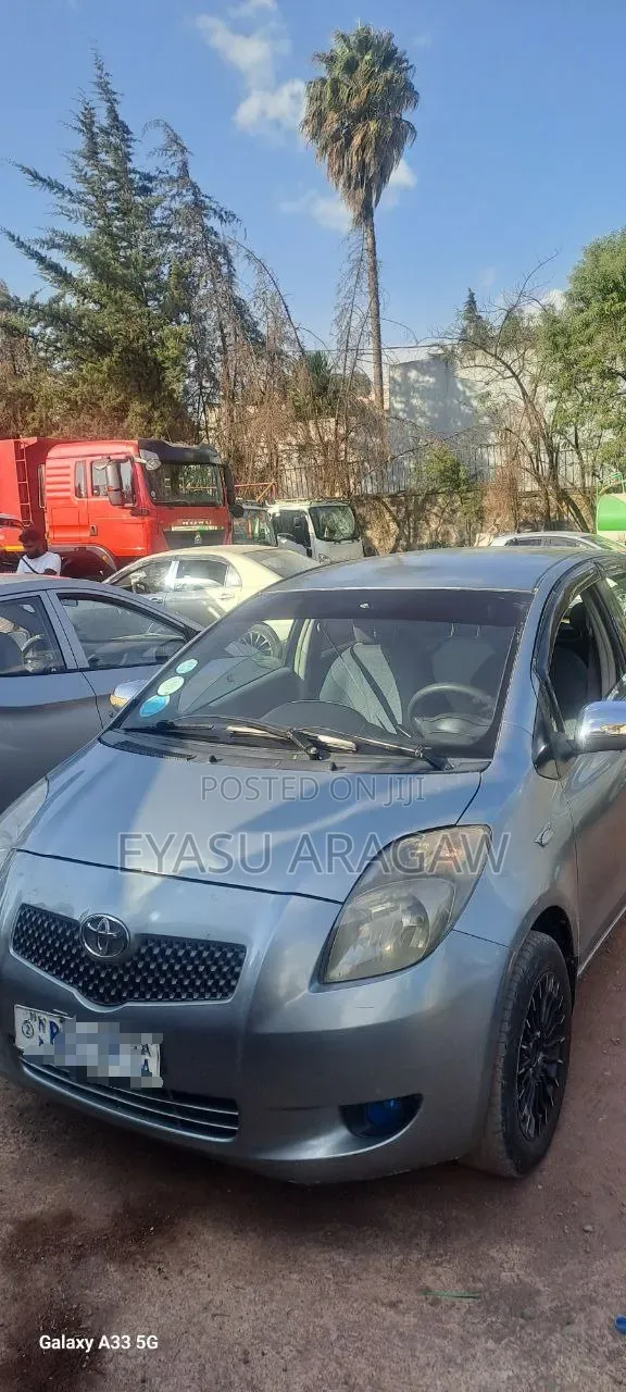 Toyota Yaris 2007 Silver