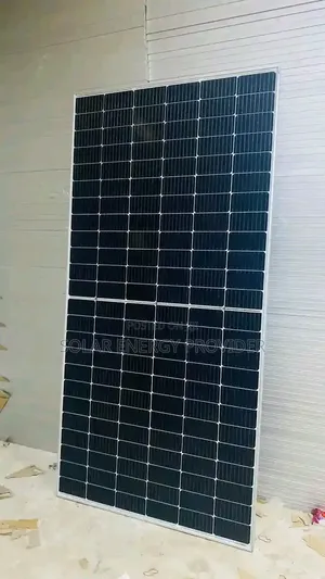 6kw Solar Panel Hybrid Invertor and Lithium Ion Batteries