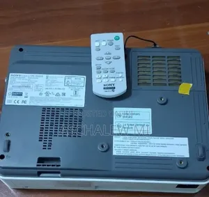 Sony Projector Model Name VPL-Dx220 Hardware