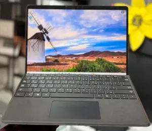 New Laptop Microsoft Surface 8GB Intel Core i5 SSD 256GB