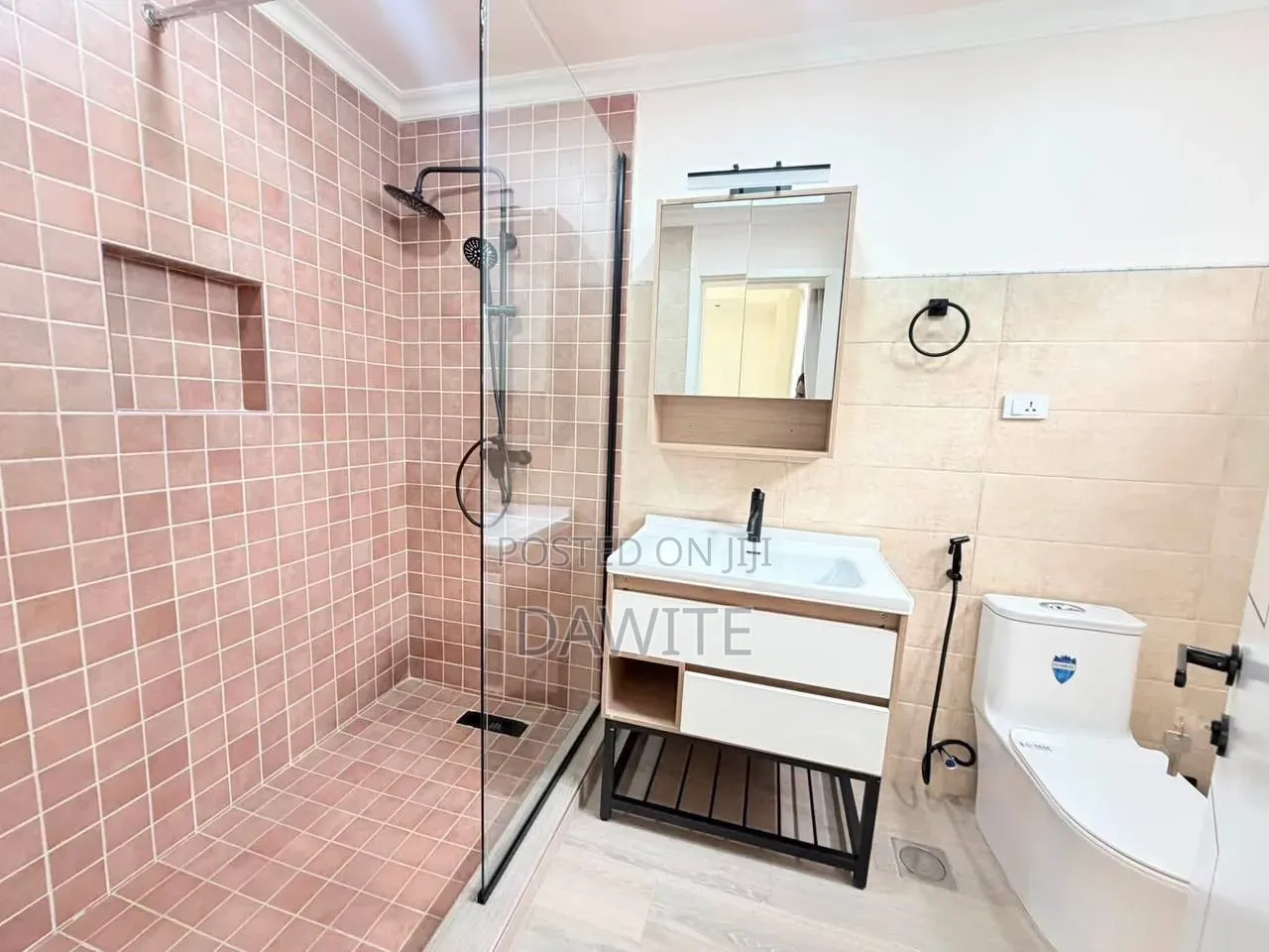 Furnished 3bdrm Apartment in Bole for sale