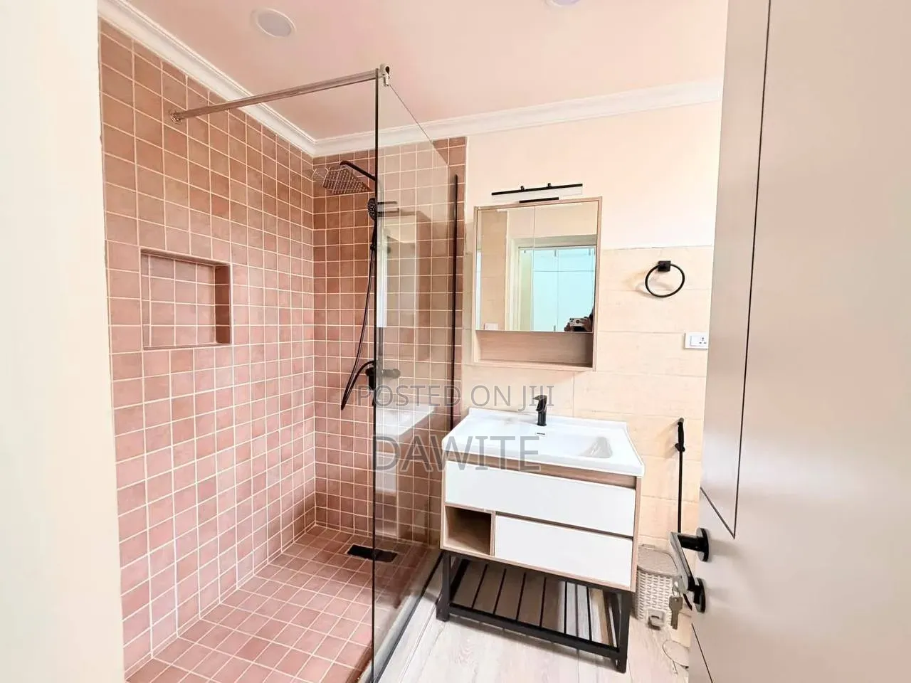 Furnished 3bdrm Apartment in Bole for sale