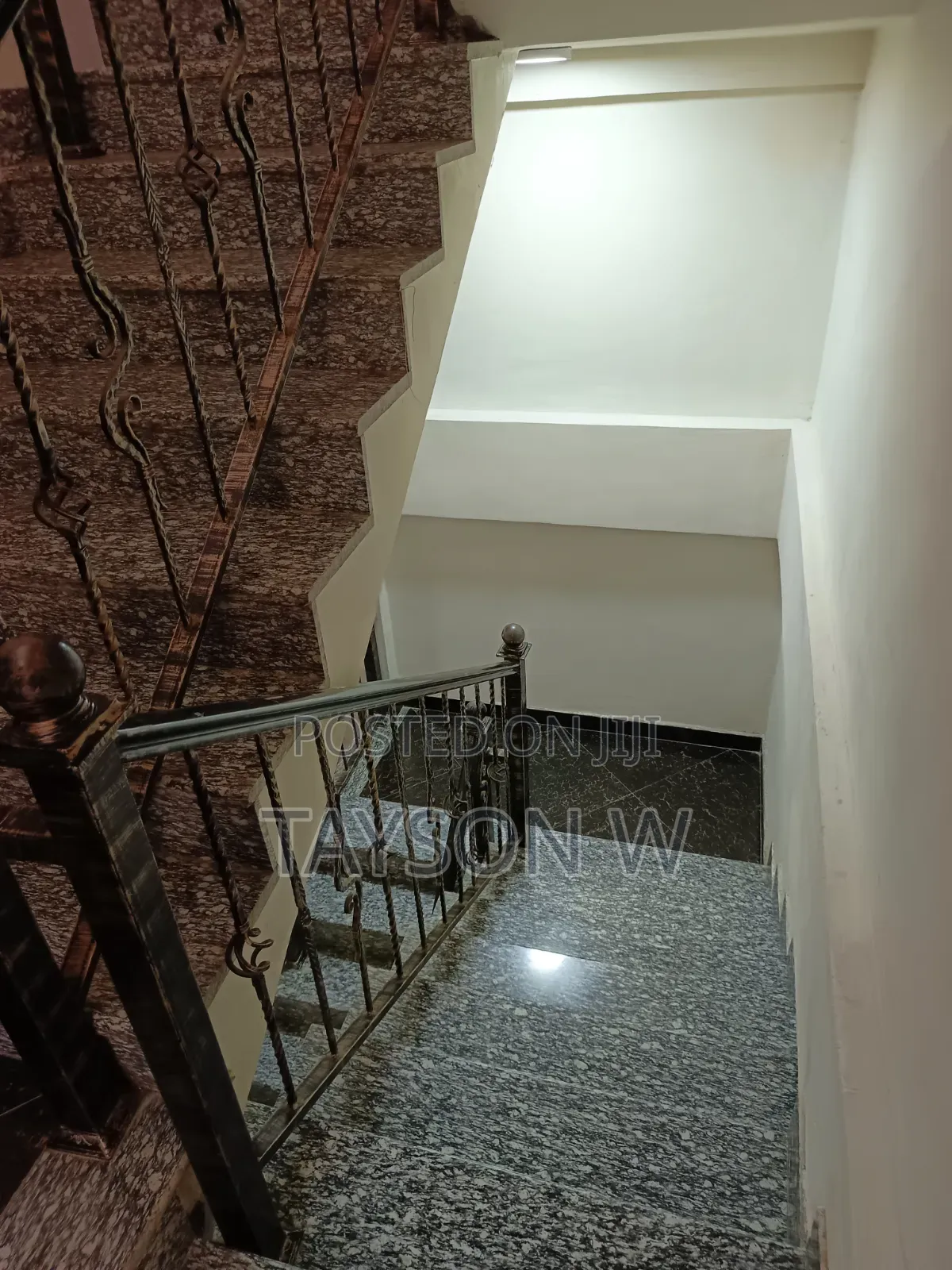 3bdrm House in Addis Ababa Semit, Bole for sale