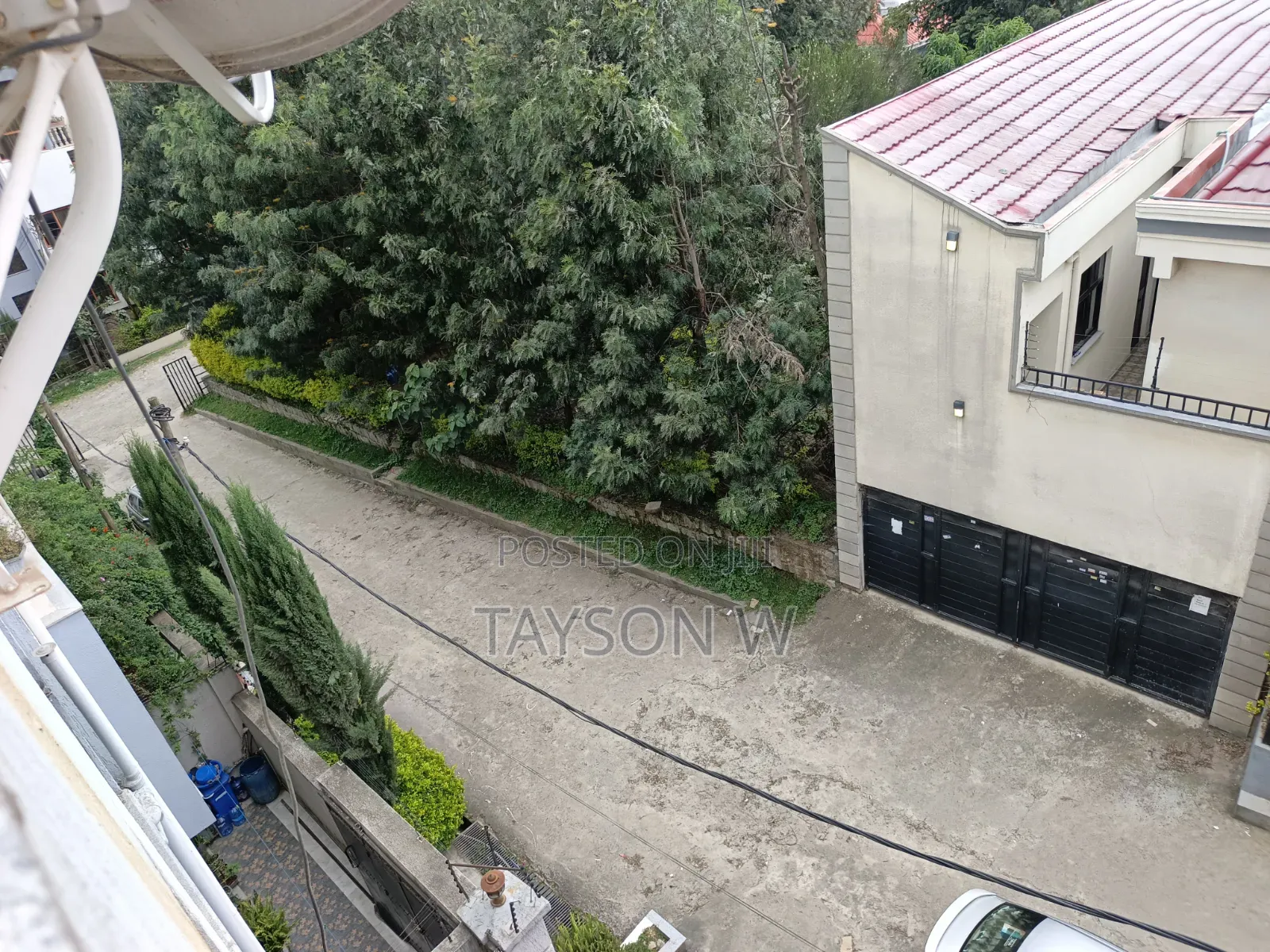 3bdrm House in Addis Ababa Semit, Bole for sale