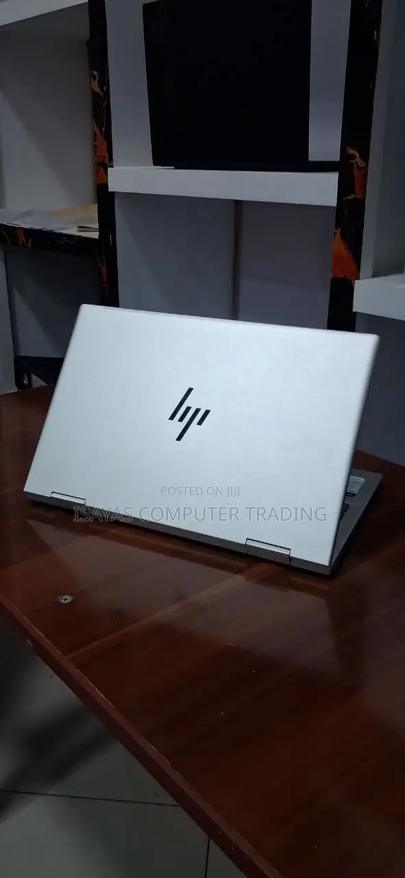 New Laptop HP Envy x360 8GB Intel Core i5 SSD 512GB