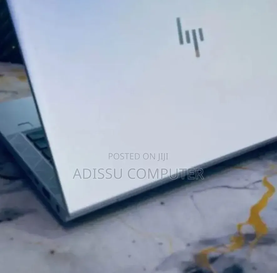 New Laptop HP 650 8GB Intel Core i5 SSD 512GB