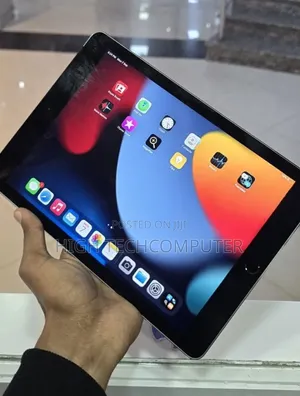 Apple iPad 10.2 (2021) 64 GB Silver