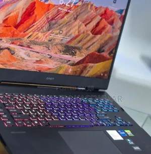 New Laptop HP Omen 17 16GB Intel Core i7 SSD 1T