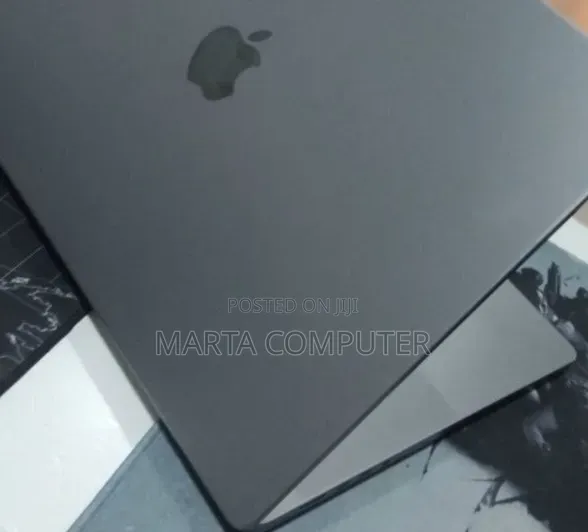 New Laptop Apple MacBook Pro 2021 M1 Max 64GB Apple M1 Max SSD 1T