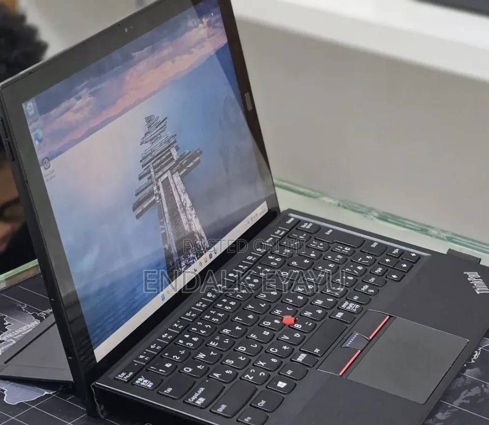 New Laptop Lenovo ThinkPad 2 8GB Intel Core i5 SSD 256GB